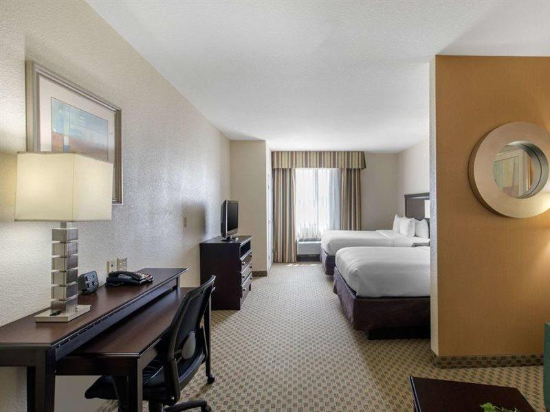 Fairfield By Marriott Inn & Suites Hillsboro Exteriér fotografie
